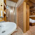 Hisa Vina Cuk Mini-hôtel *