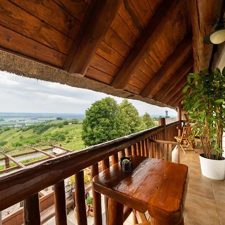 Hisa Vina Cuk Inn Lendava
