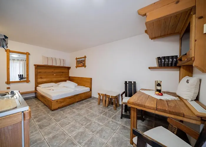 Hisa Vina Cuk Lendava