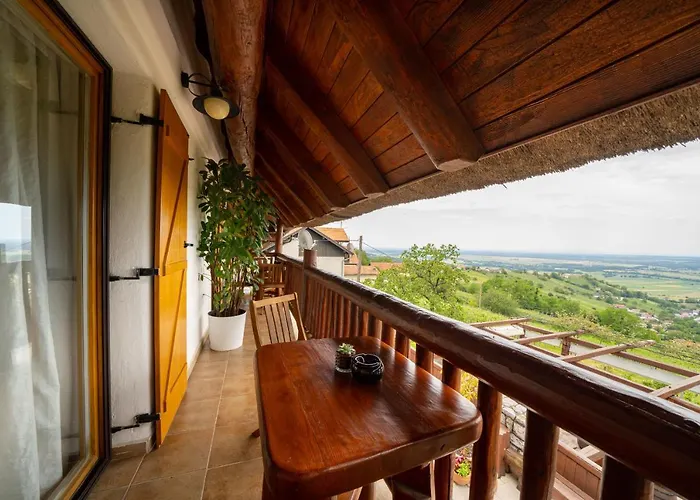 Hisa Vina Cuk * ليندافا